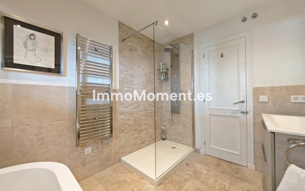 Resale - Detached villa - Mijas Costa - El Chaparral
