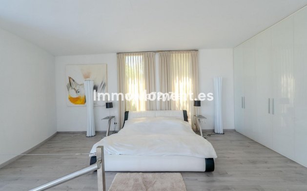Resale - Detached villa - Benahavís - La Quinta