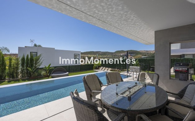 Wiederverkauf - Freistehende Villa - Estepona  - Valle Romano