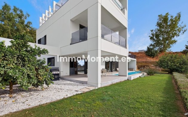 Wiederverkauf - Freistehende Villa - Benalmadena - Torremuelle