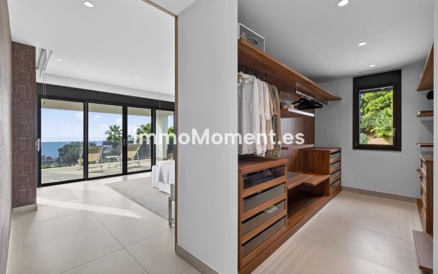 Wiederverkauf - Freistehende Villa - Benalmadena - Torremuelle