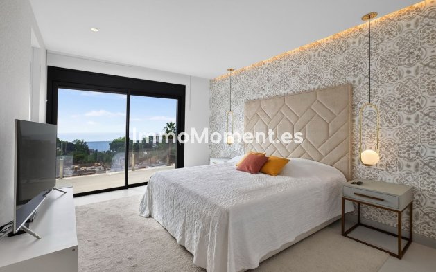 Wiederverkauf - Freistehende Villa - Benalmadena - Torremuelle