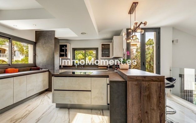 Wiederverkauf - Freistehende Villa - Marbella - El Rosario