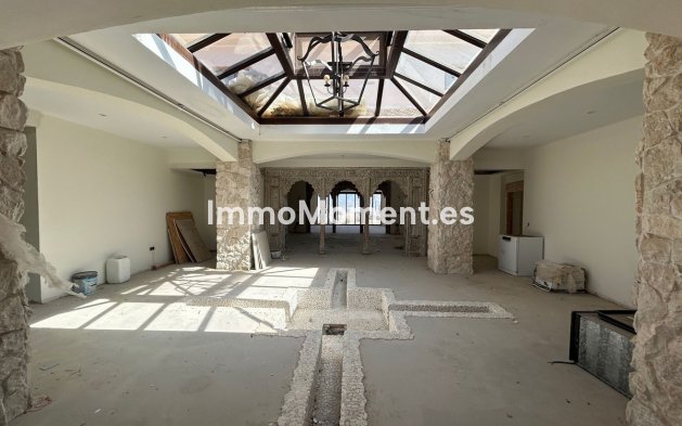 Resale - Detached villa - Marbella - La Mairena
