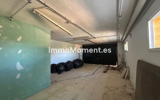 Resale - Detached villa - Marbella - La Mairena