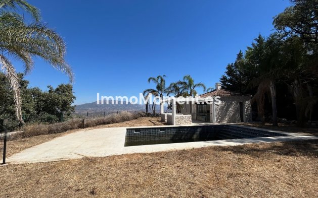 Resale - Detached villa - Marbella - La Mairena