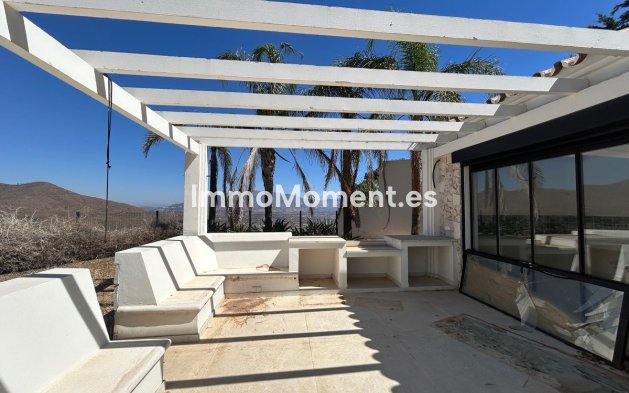 Resale - Detached villa - Marbella - La Mairena