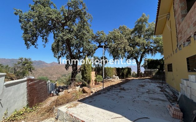Resale - Detached villa - Marbella - La Mairena