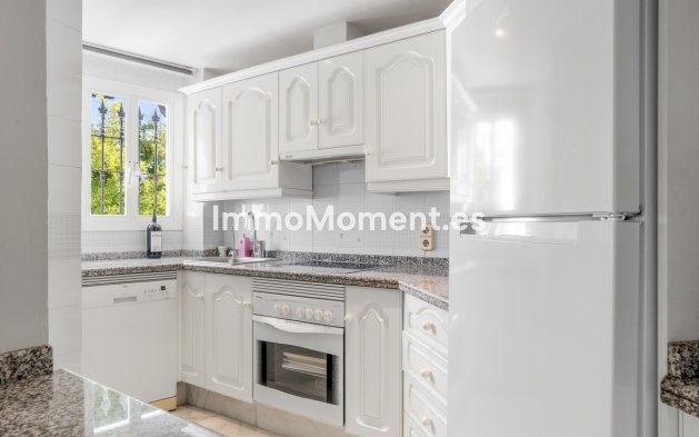 Revente - Appartement - Marbella - Elviria