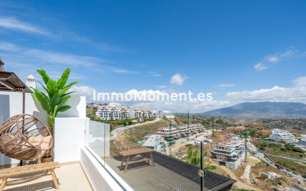 Resale - Apartment - Mijas - Calanova Golf