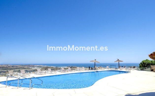 Resale - Apartment - Mijas - Calanova Golf