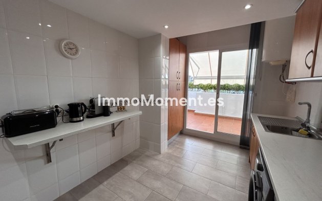 Wiederverkauf - Wohnung - Estepona  - Estepona Centro