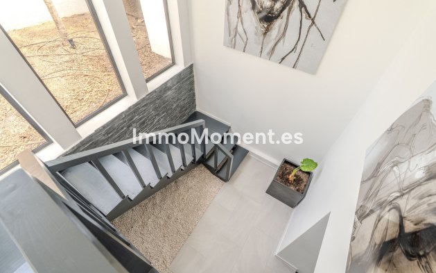 Resale - Detached villa - Marbella - Nueva Andalucía