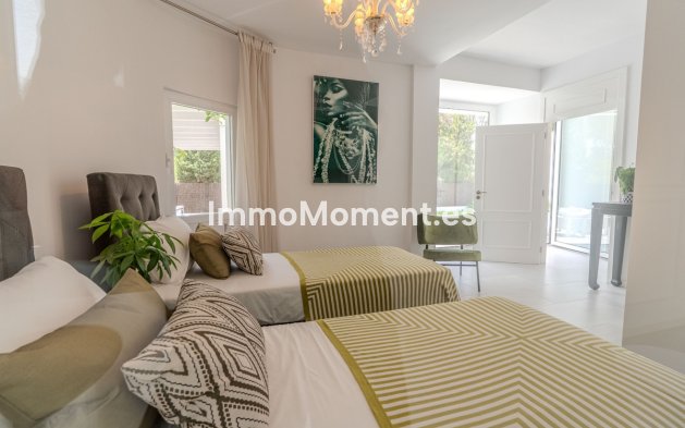 Resale - Detached villa - Marbella - Nueva Andalucía
