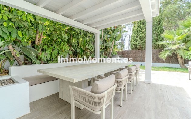 Resale - Detached villa - Marbella - Nueva Andalucía