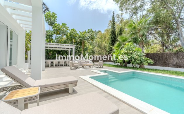 Resale - Detached villa - Marbella - Nueva Andalucía