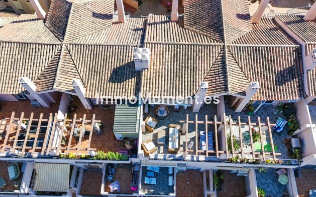 Resale - Apartment - Manilva - La Duquesa