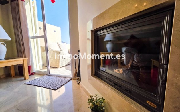 Resale - Apartment - Manilva - La Duquesa