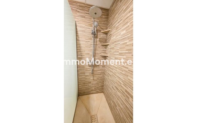 Resale - Apartment - Manilva - La Duquesa