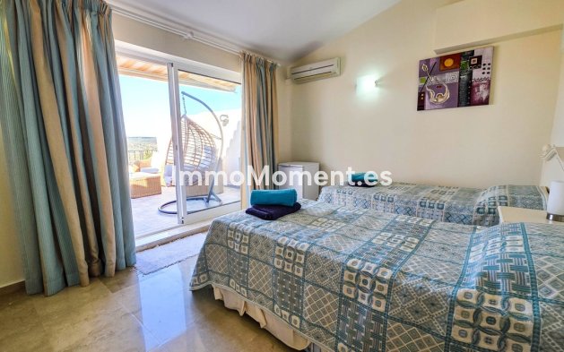 Resale - Apartment - Manilva - La Duquesa