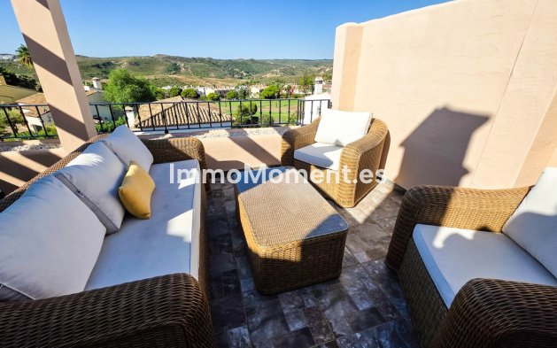 Resale - Apartment - Manilva - La Duquesa