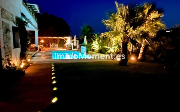 Wiederverkauf - Freistehende Villa - Mijas Costa - La Cala de Mijas