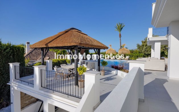Reventa - Villa independiente - Marbella - Nueva Andalucía