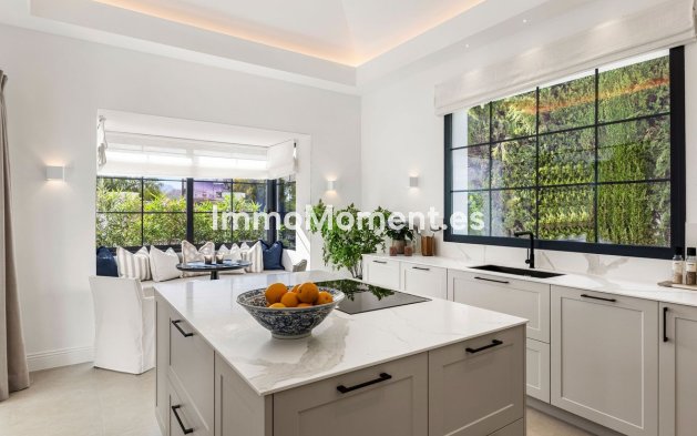 Reventa - Villa independiente - Marbella - Nueva Andalucía