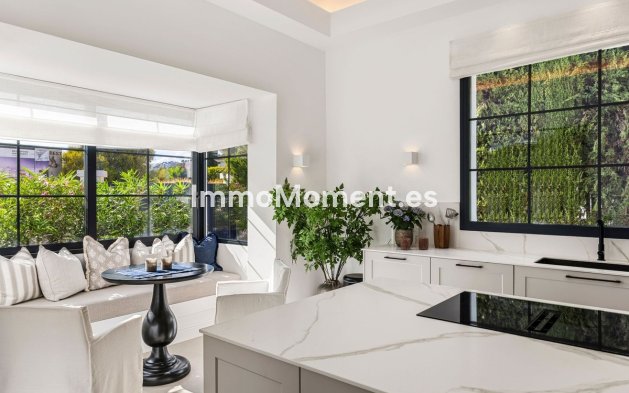 Reventa - Villa independiente - Marbella - Nueva Andalucía