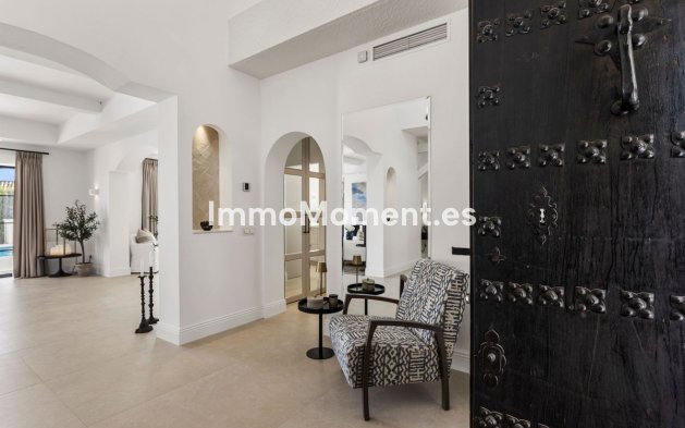 Reventa - Villa independiente - Marbella - Nueva Andalucía
