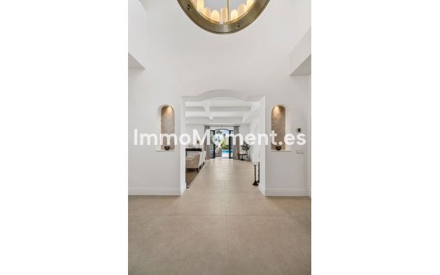 Reventa - Villa independiente - Marbella - Nueva Andalucía