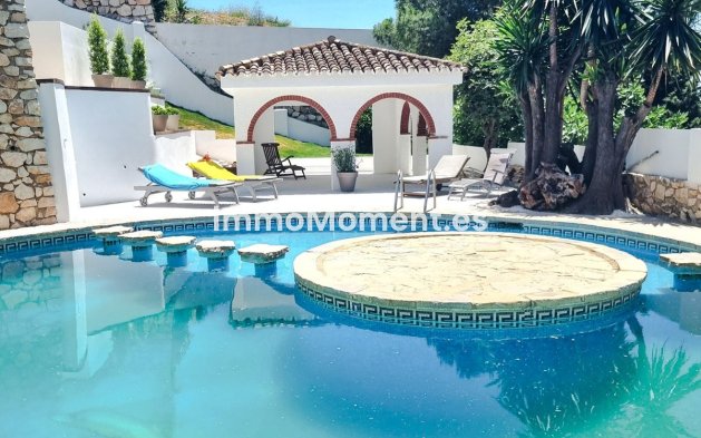 Wiederverkauf - Freistehende Villa - Benalmadena - Benalmadena Centro