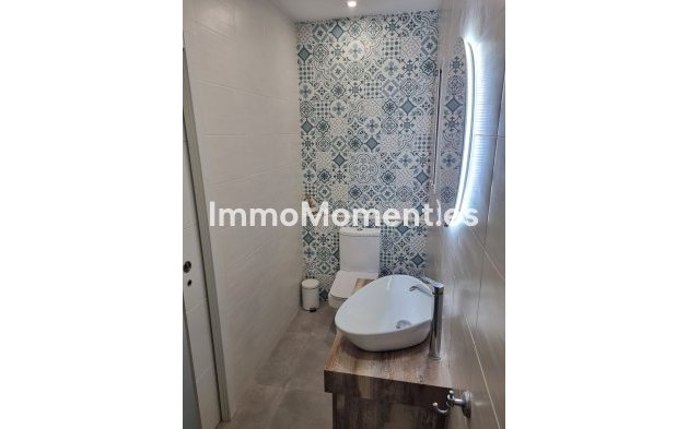 Wiederverkauf - Freistehende Villa - Benalmadena - Benalmadena Centro