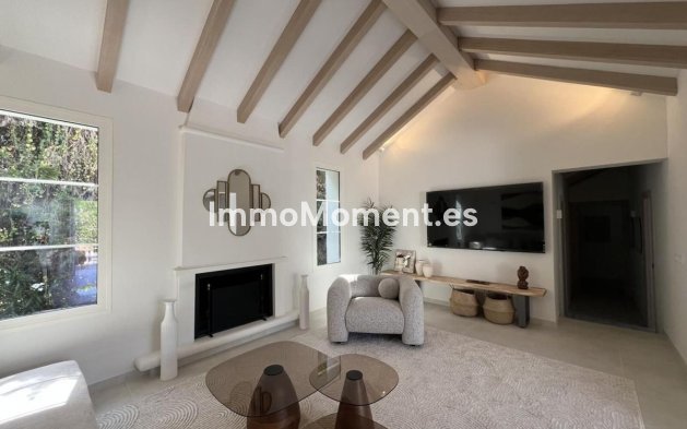 Resale - Detached villa - Marbella - Guadalmina Alta