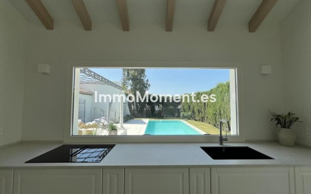 Resale - Detached villa - Marbella - Guadalmina Alta