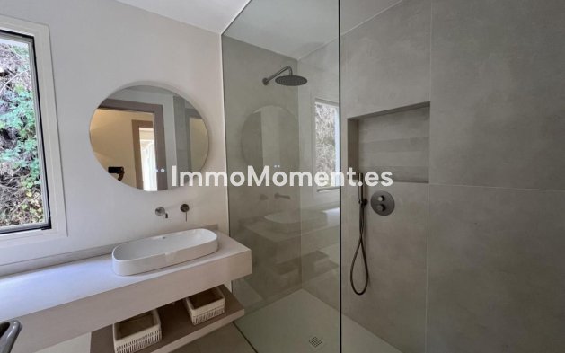 Resale - Detached villa - Marbella - Guadalmina Alta