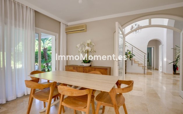Wiederverkauf - Freistehende Villa - Estepona  - New Golden Mile