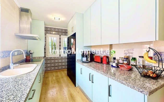 Wiederverkauf - Freistehende Villa - Estepona  - Estepona Centro