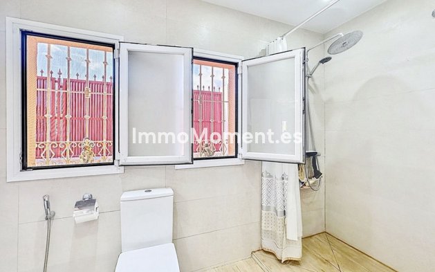 Wiederverkauf - Freistehende Villa - Estepona  - Estepona Centro