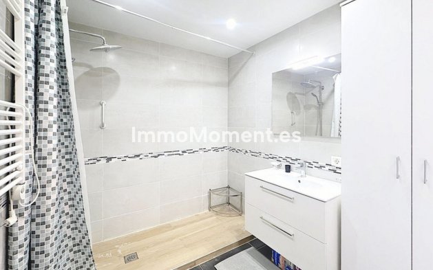 Wiederverkauf - Freistehende Villa - Estepona  - Estepona Centro