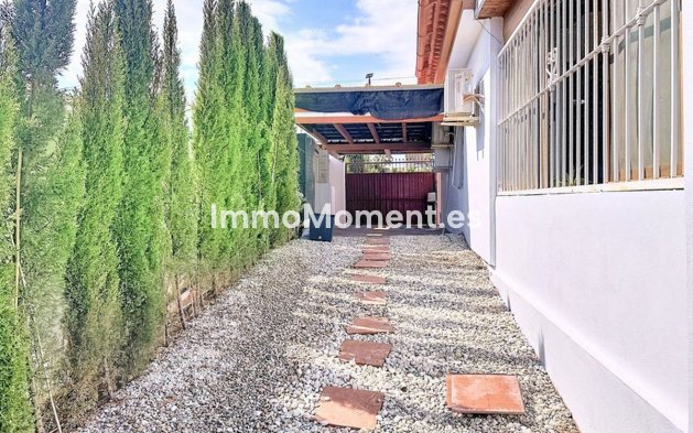Wiederverkauf - Freistehende Villa - Estepona  - Estepona Centro