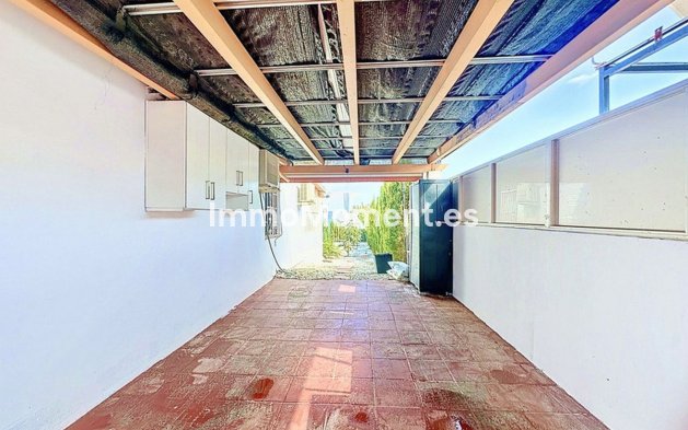 Wiederverkauf - Freistehende Villa - Estepona  - Estepona Centro