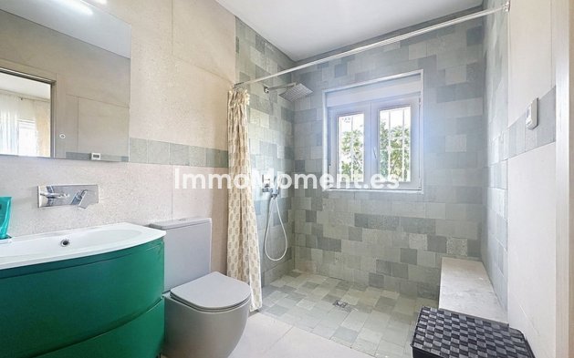 Wiederverkauf - Freistehende Villa - Estepona  - Estepona Centro