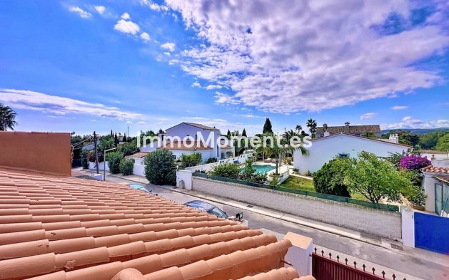 Wiederverkauf - Freistehende Villa - Estepona  - Estepona Centro