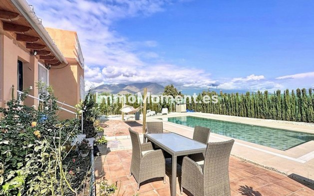 Wiederverkauf - Freistehende Villa - Estepona  - Estepona Centro