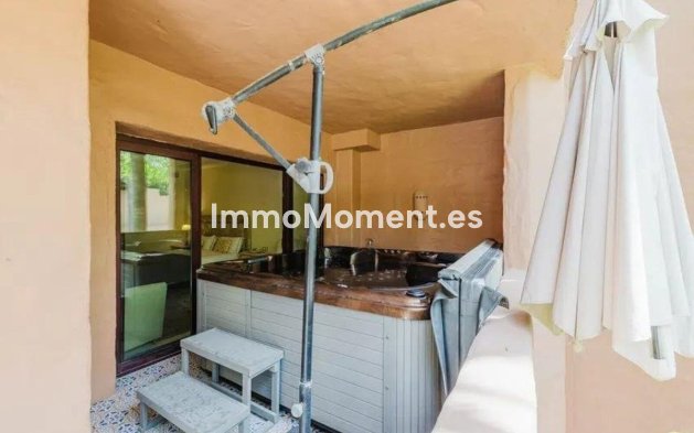 Revente - Appartement - Estepona  - Estepona Centro