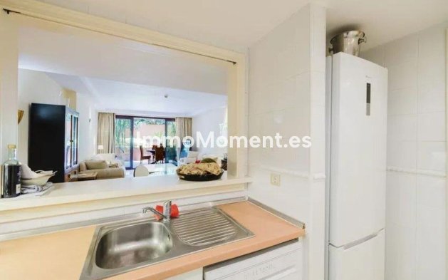 Revente - Appartement - Estepona  - Estepona Centro