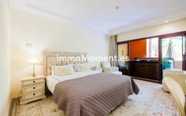 Revente - Appartement - Estepona  - Estepona Centro