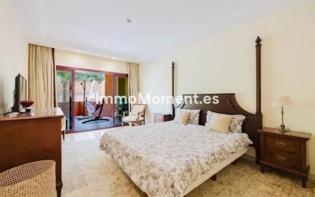 Revente - Appartement - Estepona  - Estepona Centro