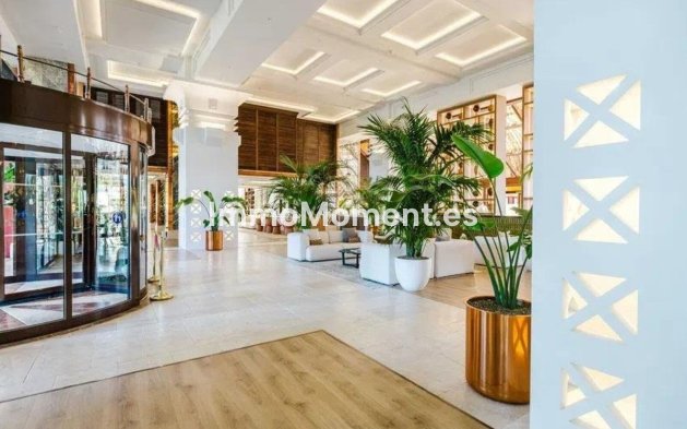 Revente - Appartement - Estepona  - Estepona Centro